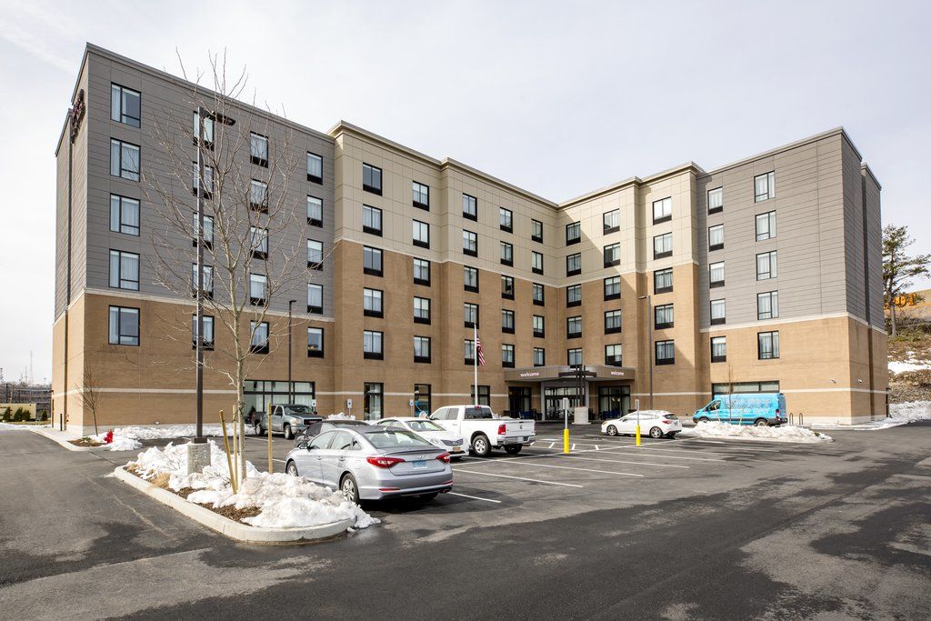 Hampton Inn & Suites Boston/Волтгем Екстер'єр фото